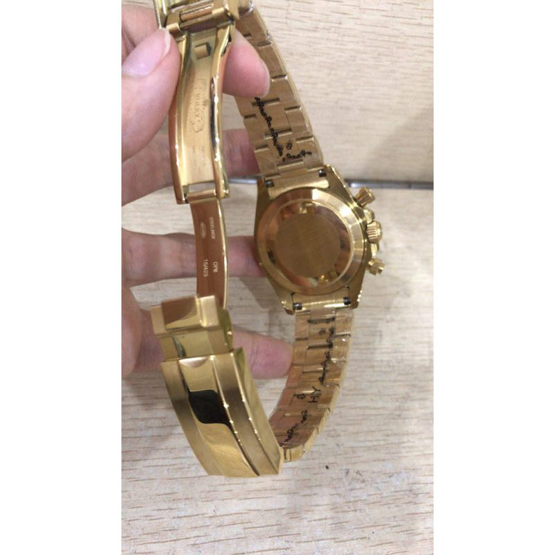 Rolex Daytona 116528 Mens White Automatic 40 MM Gold Plated Watch Rolex Daytona 116528 Mens White Automatic 40 MM Gold Plated Watch