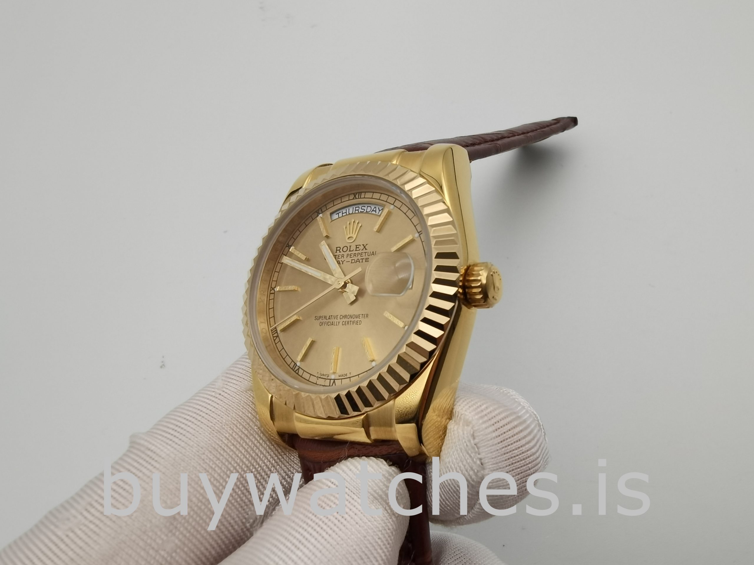 Rolex Day-Date 1503 Unisex Gold Crocodile Skin 34 mm Automatic Watch Rolex Day-Date 1503 Unisex Gold Crocodile Skin 34 mm Automatic Watch1503 Unisex Gold Crocodile Skin 34 Mm Automatic Watch