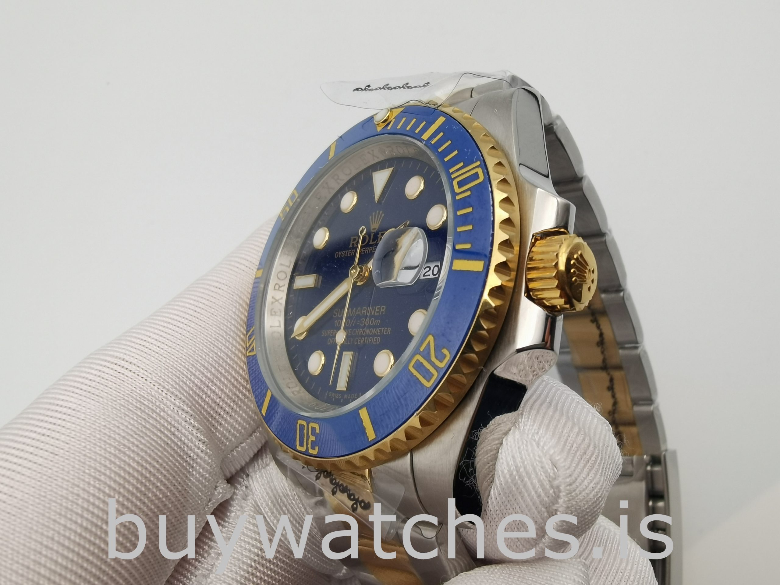 Rolex Submariner 116613LB Round Gold Stainless Steel 40mm Automatic Watch Rolex Submariner 116613LB Round Gold Stainless Steel 40mm Automatic Watch