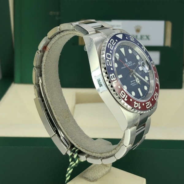 2019-Rolex-GMT-Master-II-126719-BLRO-With-Box-And-Card-Full-Stickers-Unworn-3-600x600-1.jpg