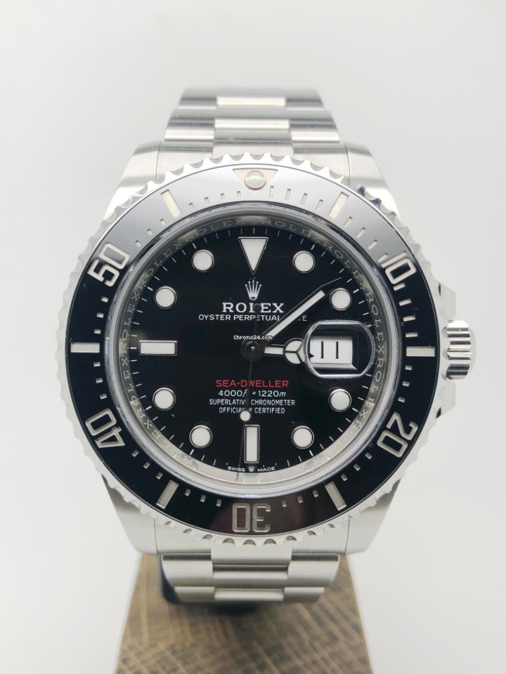 19855384-n02u7uhyn0c9g08hr6jqs6hd-ExtraLarge