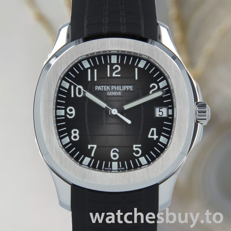 Patek Philippe Aquanaut 40mm 5167A-001 Men's Black Dial Rubber Band