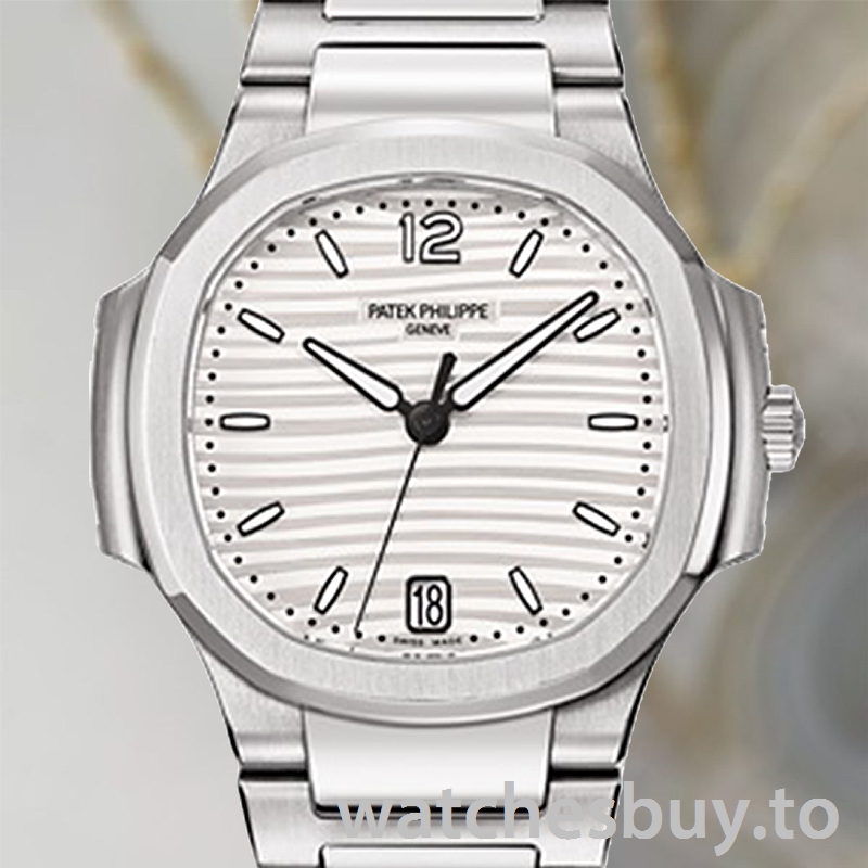 Patek Philippe Nautilus Ladies 32mm 7118/1A-010 White Dial Silver-tone