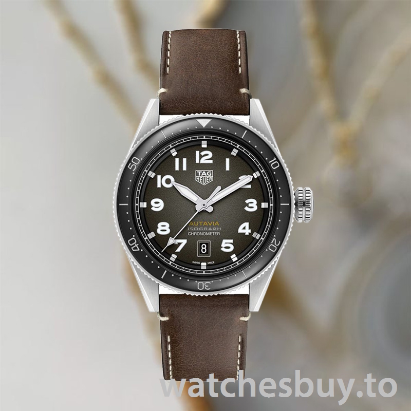 Tag Heuer Autavia WBE5114.FC8266 Men 43mm Automatic Silver-tone - Image 2